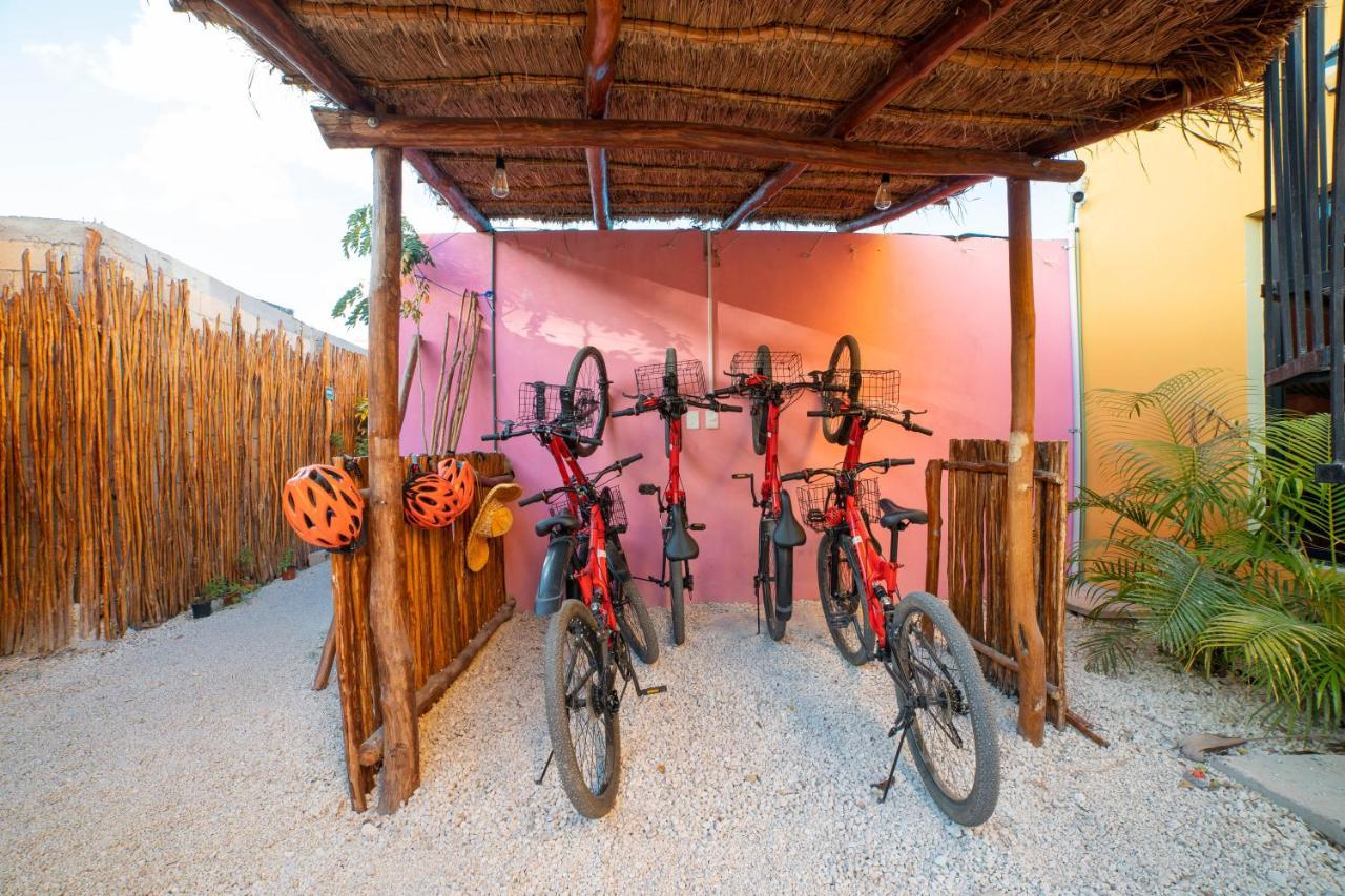 New Friends Hostel & Bar Adults Only Valladolid  Exterior foto